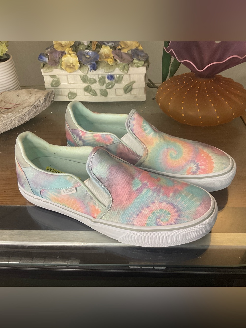 VANS WOMENS ASHER DELUXE TIE-DYE SLIP ON SNEAKERS 11